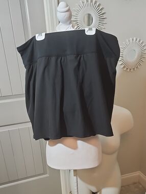 Marika Black Strapless Pleated Crop Top
